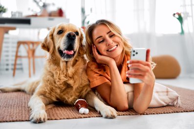 Golden Retriever Who Loves To Video Call Grandma Melts Hearts: 'Adorable'