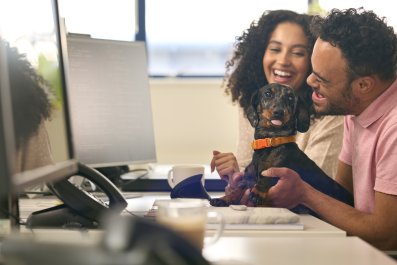 How Puppy Greets Coworker's Dog Every Day at the Office Door Warms Hearts