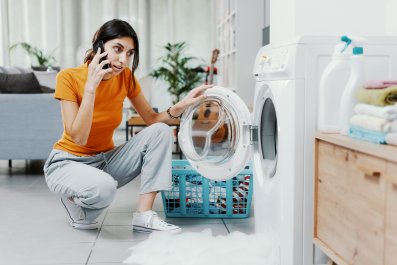 Woman Buys New Dryer But the Door Keeps Opening, So She Sets Up a Camera